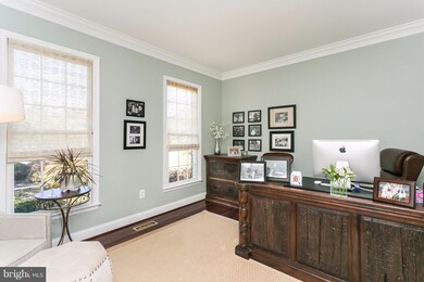 1137 Fairbanks Dr, Lutherville Timonium, MD 21093 - photo 4