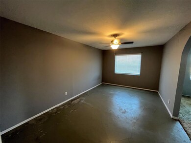 909 N 6th St, Sanger, TX 76266 - photo 7