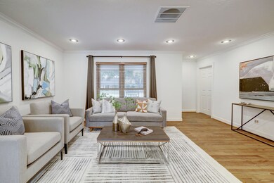 6235 Cindy Ln, Houston, TX 77008 - photo 6