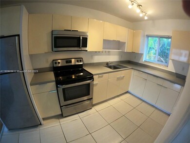 525 79th St unit 8, Miami Beach, FL 33141 - photo 3