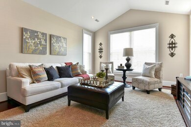 910 Powhatan St unit 306S, Alexandria, VA 22314 - photo 4