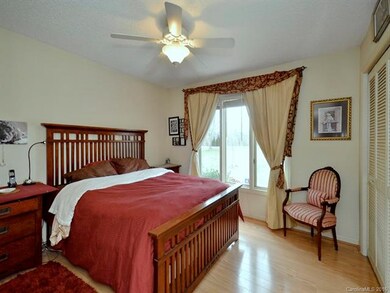 Guest bedroom