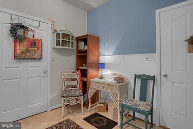 37 Stedtle Ave unit 2B, Littlestown, PA 17340 - photo 6