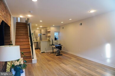 2047 Mountain St, Philadelphia, PA 19145 - photo 2