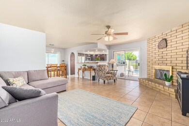 851 W Kiva Ave, Mesa, AZ 85210 - photo 2