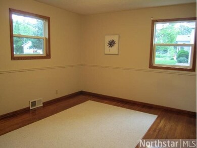 8925 Emerson Ave S, Bloomington, MN 55420 - photo 5