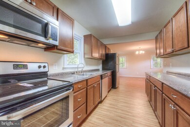 14507 Hamowell St, Manassas, VA 20112 - photo 7