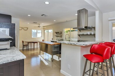 2365 E Be-009-020-Kitchen-MLS_Size (1)