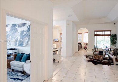 4851 NW 112th Ct, Doral, FL 33178 - photo 5