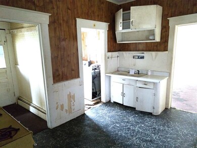 84 River St, Rutland, VT 05701 - photo 3