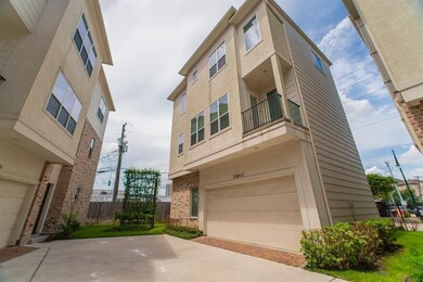 2004 Rosedale St unit C, Houston, TX 77004 - photo 2