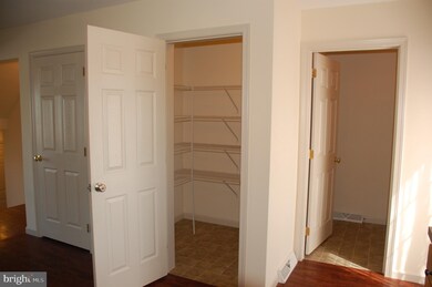 23 Chickadee Cir, Leola, PA 17540 - photo 5