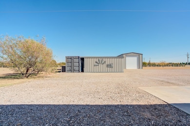 306W Quinlan St, Lubbock, TX 79403 - photo 6