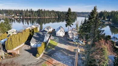 16704 Pleasant Beach Dr SE, Yelm, WA 98597 - photo 5