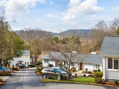 91 Hollybrook Dr, Asheville, NC 28803 - photo 3
