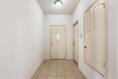 220 Bauxite Dr, Jarrell, TX 76537 - photo 5