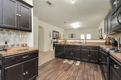 10539 Logger Pine Trail, Houston, TX 77088 - photo 7