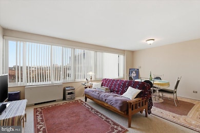 Chatham Condominiums unit 707, Arlington, VA 22203 - photo 5