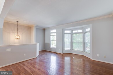 16412 Steerage Cir, Woodbridge, VA 22191 - photo 7