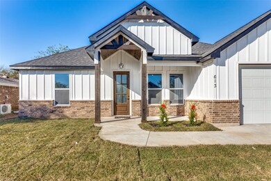 613 Hallvale Dr, Fort Worth, TX 76108 - photo 2