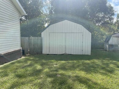 110 Hadley Cir, Linden, TN 37096 - photo 4