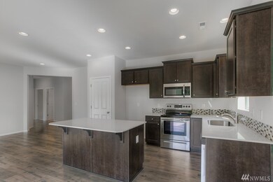 108 Hickory Ave SW unit 44, Orting, WA 98360 - photo 4