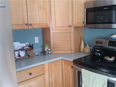 Appliance garage for tucking things...