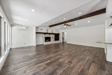 10010 Valley Forge Dr, Houston, TX 77042 - photo 3