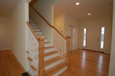 167 Brookview Dr unit 61, Hooksett, NH 03106 - photo 7