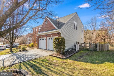 7710 Royal Azalea Ct, Springfield, VA 22153 - photo 2