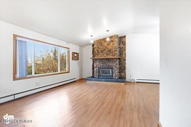 07-Living Room_KC_00364-Edit