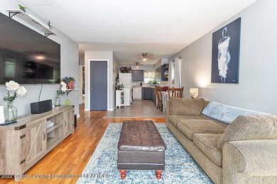 1204 Berten St, Lansing, MI 48910 - photo 5