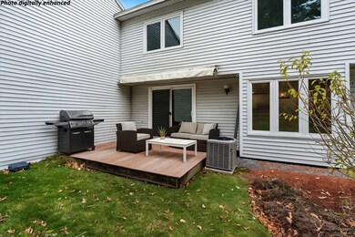 8 Highland Green Ln, MerriMacK, NH 03054 - photo 7