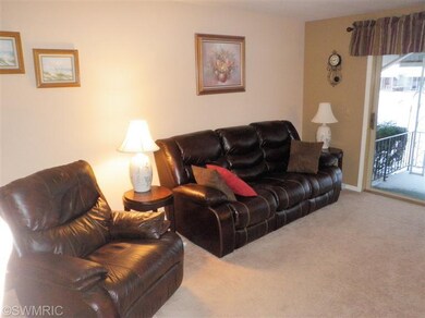 878 Andover Ct SE unit 55, Grand Rapids, MI 49508 - photo 3