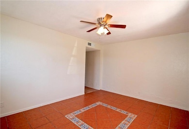 321 Lomaland Dr unit 1, El Paso, TX 79907 - photo 5