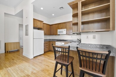 110 O St unit 8, Boston, MA 02127 - photo 5