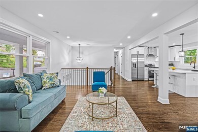 192 Mohawk Trail, Wayne, NJ 07470 - photo 6