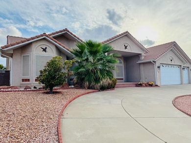 784 N Dusk Dr, Saint George, UT 84770 - photo 2