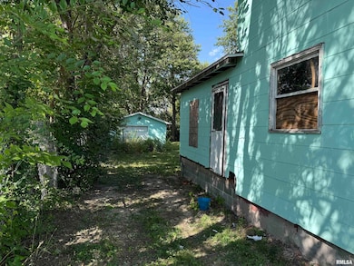 721 Mulberry St, Galesburg, IL 61401 - photo 2