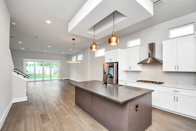 622 W 25th St, Houston, TX 77008 - photo 4