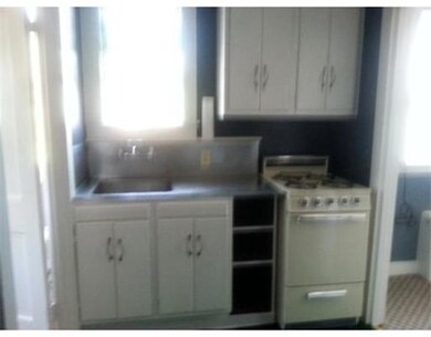 706 School St unit 10, Webster, MA 01570 - photo 2