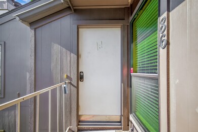 1201 Bering Dr unit 86, Houston, TX 77057 - photo 2