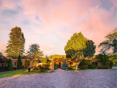 unlisted-address, Santa Fe, NM 87505 - photo 4