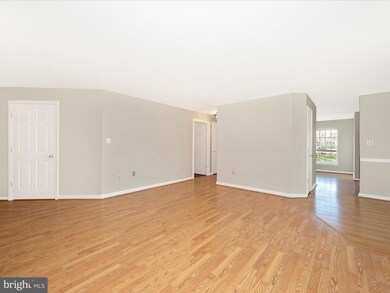 2506 Coach House Way unit 2B, Frederick, MD 21702 - photo 6