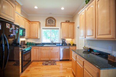 183 Arroyo Dr, Grants Pass, OR 97527 - photo 2