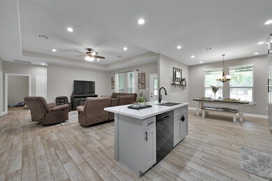 11024 Woods Ln, Cleveland, TX 77328 - photo 6