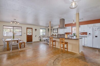 Kitchen/dining