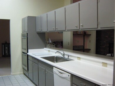 7 Marathon Dr, Troy, NY 12180 - photo 6