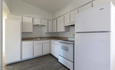 2020 W Hayward Ave unit 24, Phoenix, AZ 85021 - photo 6
