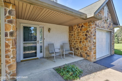 1572 Upstream Farm Rd, Easton, PA 18040 - photo 3